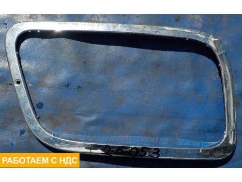 Рамка фары левой MERCEDES