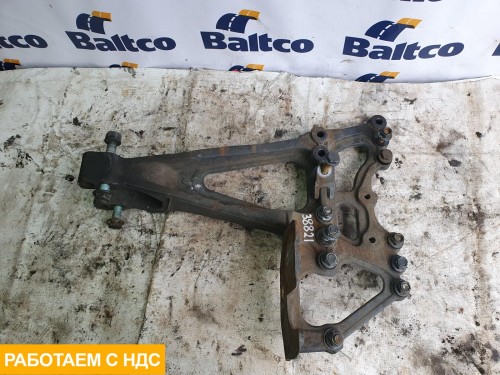 Кронштейн реактивной тяги правый