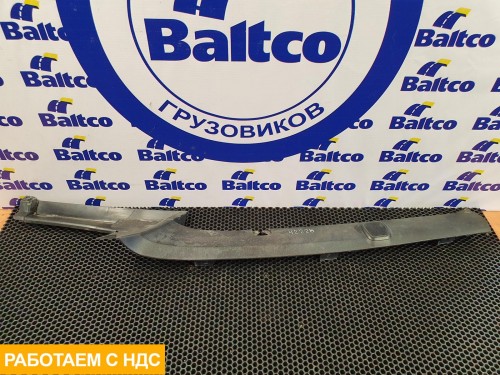 Накладка стойки левая