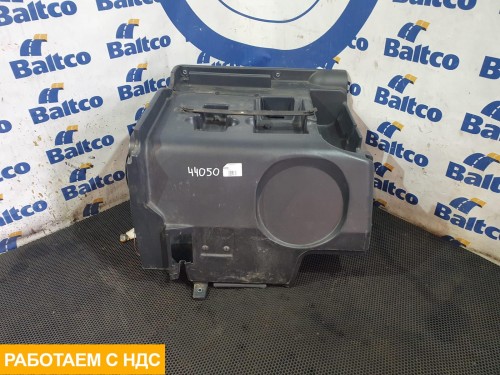 Бардачок правый