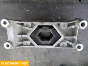 Опора двигателя задняя на 2 болта левая